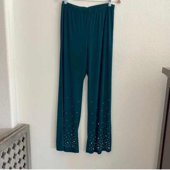 Three piece bundle. Two pair pants one skirt Size M. NWOT - Picture 4 of 8